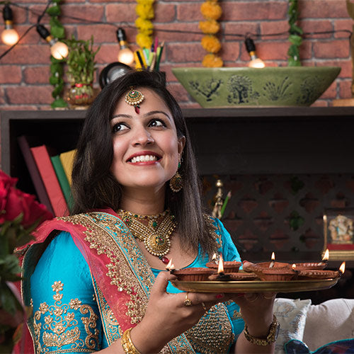 10 Beautiful Hairstyles to Flaunt This Diwali